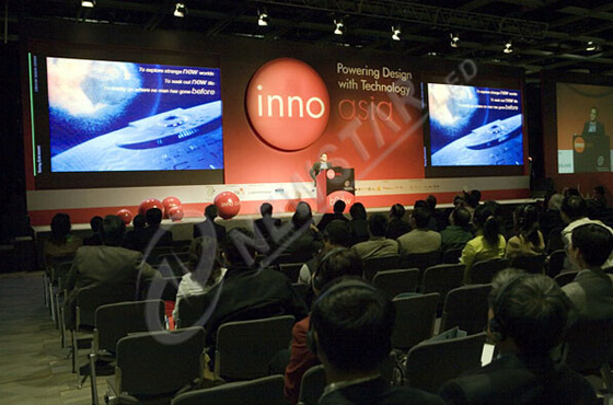 Energy Saving Flexible Indoor Led Display Screen With Viewing Angle 140 Degree